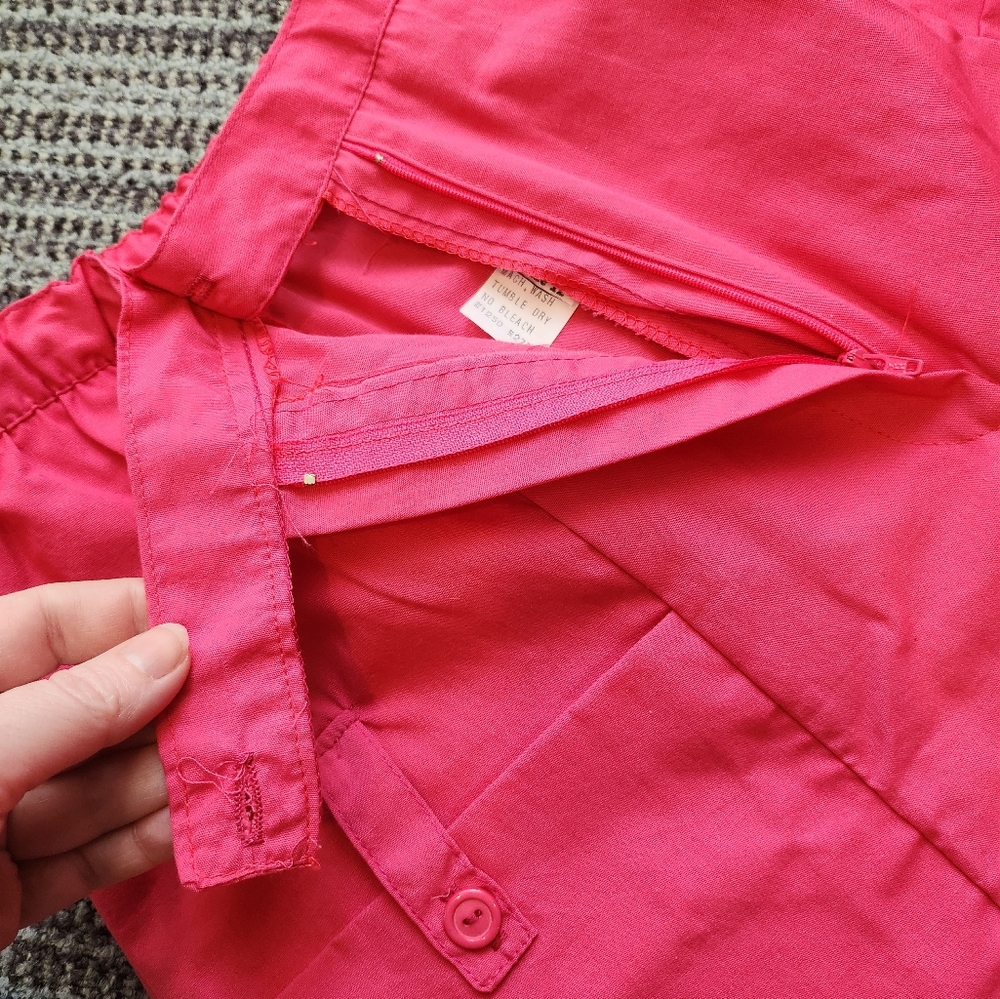 Vintage 90s Pink Stretchy High Waist Mom Shorts - Picture 5 of 14